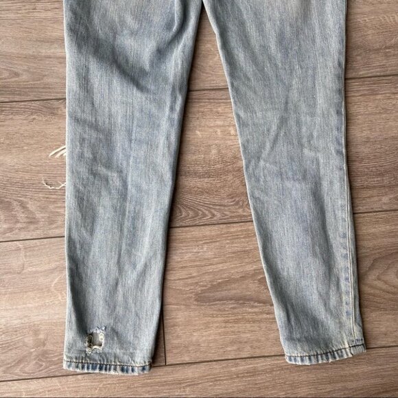 BDG Slim Boyfriend Low  Rise Ripped Jeans - Picture 13 of 16